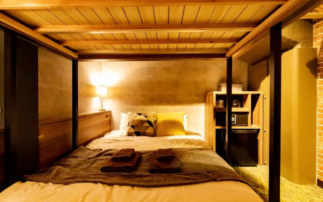 Under Railway Hotel Akihabara