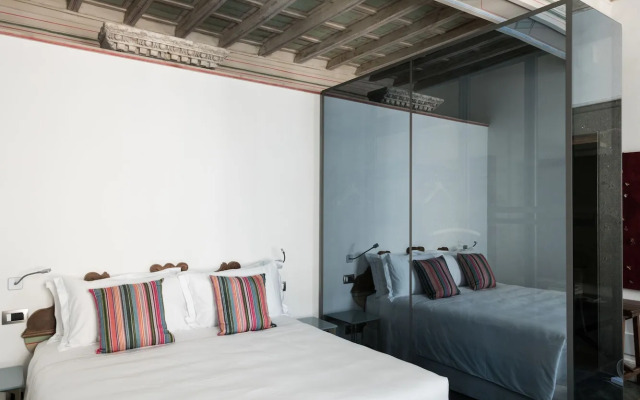 Palazzo delle Pietre Luxury Apartments