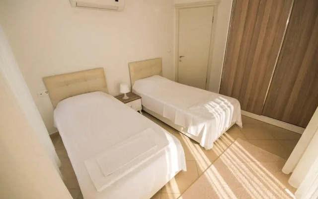 Stella Luxury Apartments & Residence