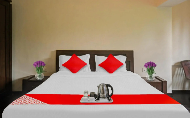 OYO 88551 Hotel Mira Residency