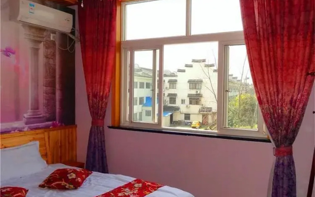 Wuzhen Yishuige Inn