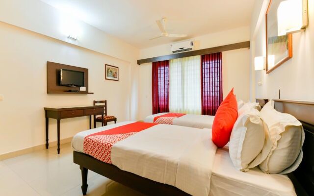 16663 Plaza Suites Hotel