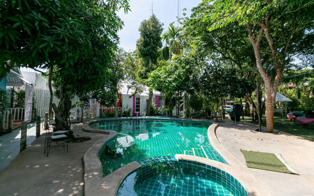 Deeden Pattaya Resort