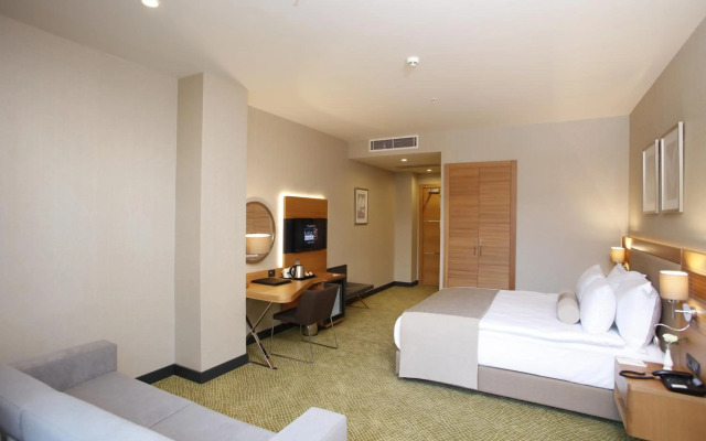 Mia City Hotel