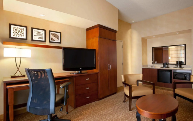 Sonesta Essential Junction City