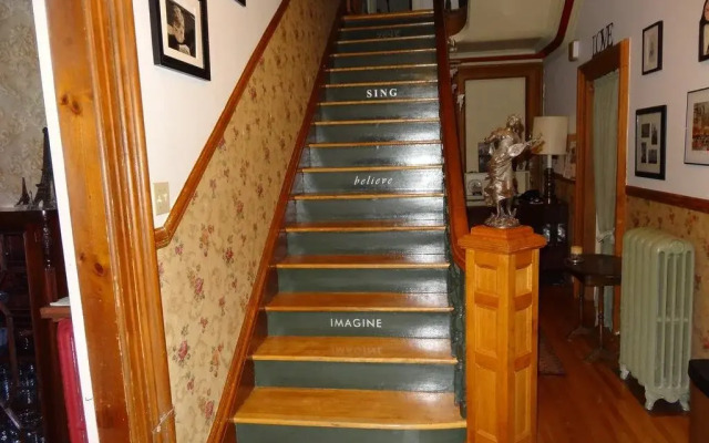 A Tanners Home Inn Bed and Breakfast