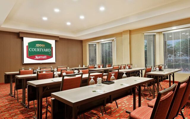 Courtyard by Marriott Orlando Altamonte Springs/Maitland
