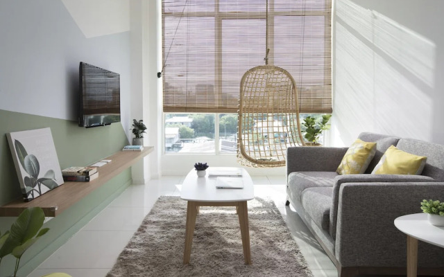 Cozy nature inspired Loft B33