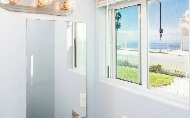 Pacific Bungalow