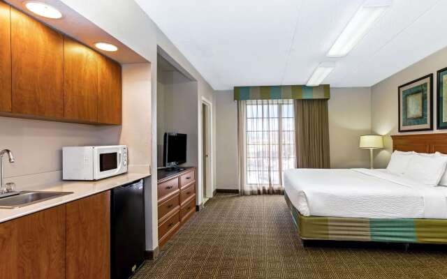 La Quinta Inn by Wyndham Denver Northglenn