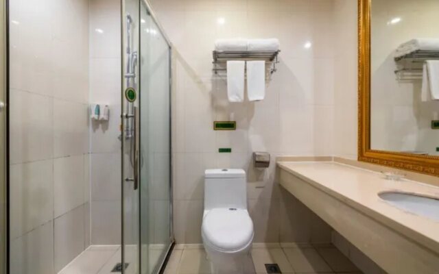 Vienna Classic Hotel (Kunshan Zhangpu Yindu Commercial Plaza)