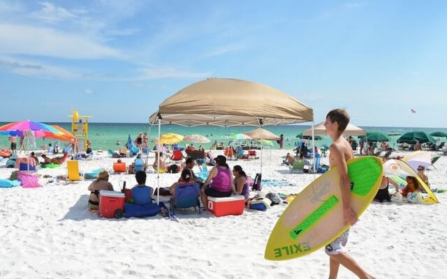 The Crown 3 Bedrooms 3 Bathrooms Condo