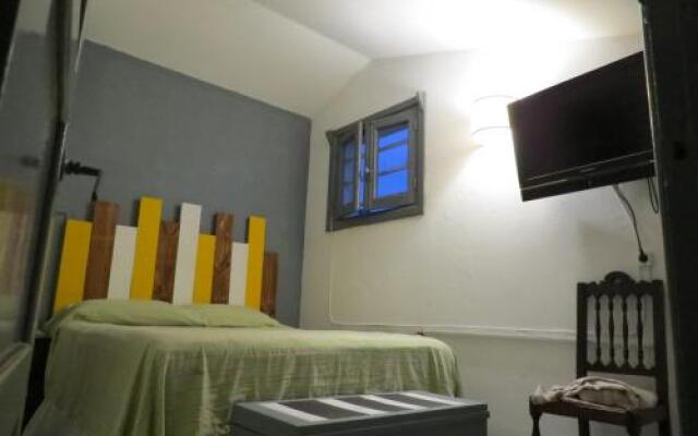 De la Costa Hostel