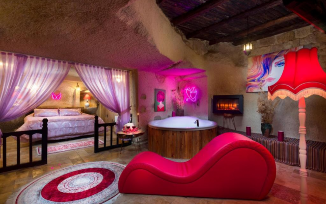 Cappadocia Splendid Cave Hotel