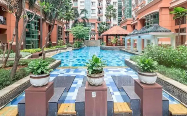 SUPERBLOCK 3 BEDROOM 103sqm AT MALL