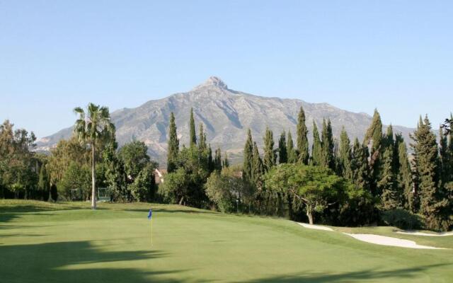 DN11-2 bedroom apartment close to Puerto Banus
