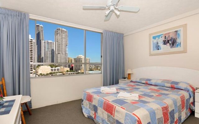 Quarterdeck Apartments