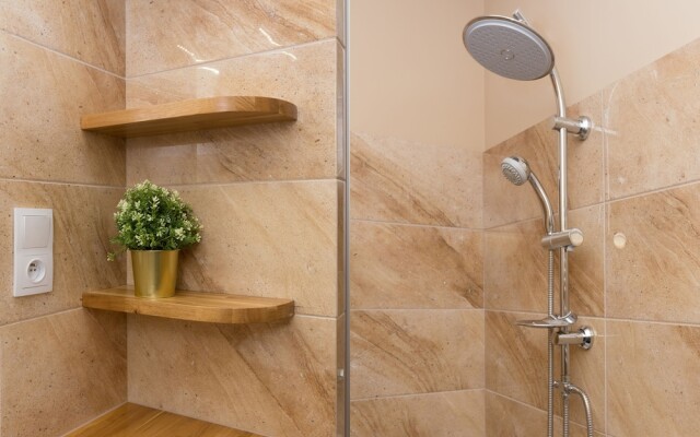 1898 Parkside Boutique Residence