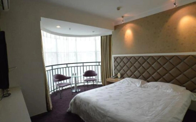 Huahui Business Hotel