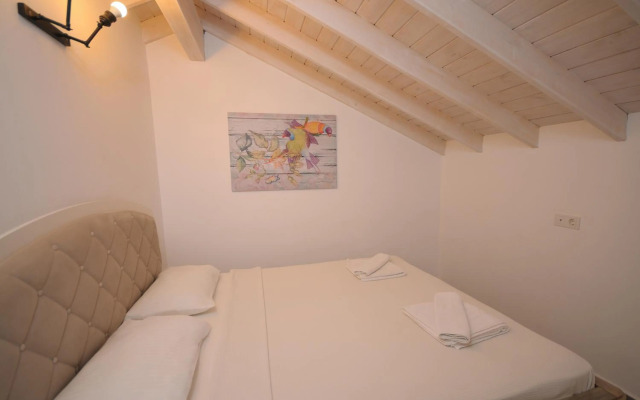 Brothers Cesme Hotel