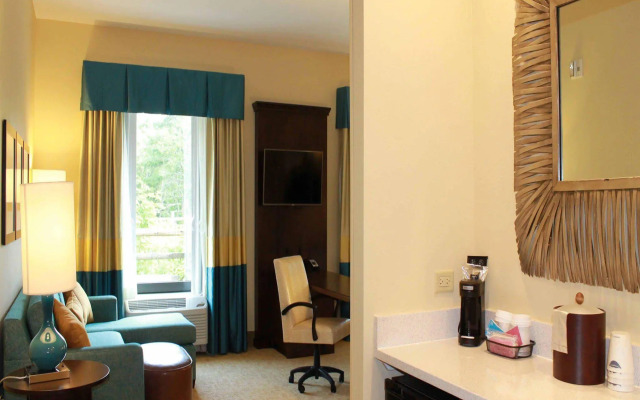 Hampton Inn & Suites Bartonsville