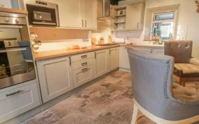 Bryn Y Bwyd Farm House