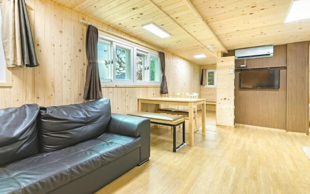 Gapeyong Donghwa Caravan