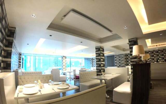 Jewel Kongchen Retreat & Spa