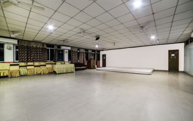 OYO Flagship 50138 Hotel Parashuram ISBT