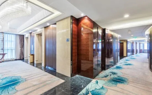 Senberstan Tianyi Hotel