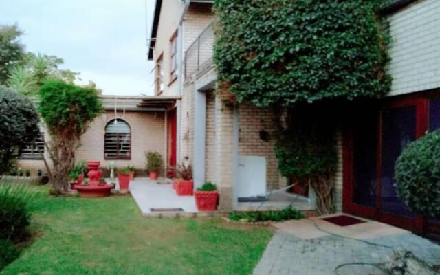 Lens B&B Guesthouse