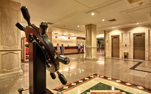 Istana Nelayan Hotel & Convention Powered by Archipelago