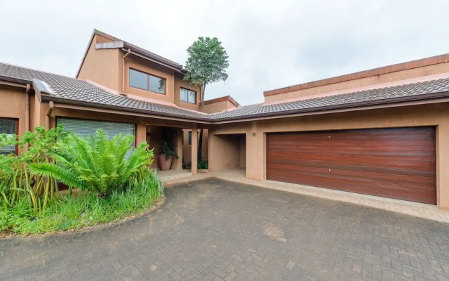San Lameer Villa Rentals 14407