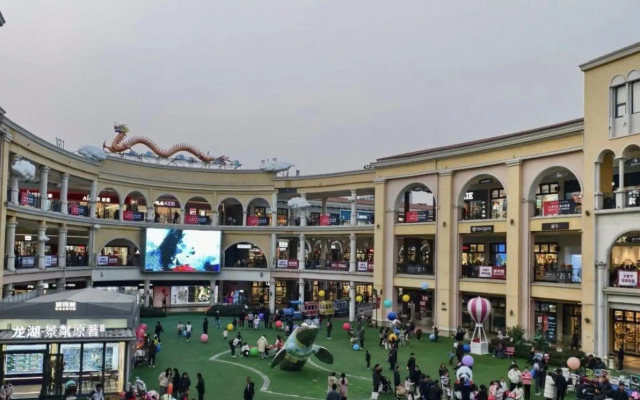 Super 8 Hotel (Jinan  Pengjiazhuang Metro Station Licheng Second Middle School)