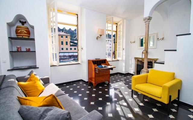 Royal by PortofinoHomes