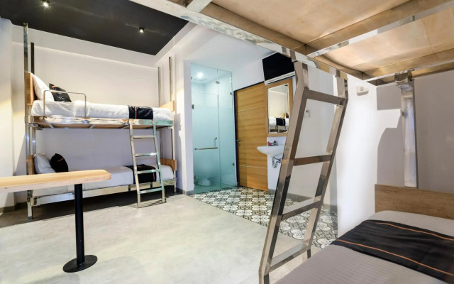 Super OYO Collection O 2627 Ratamya Co-living