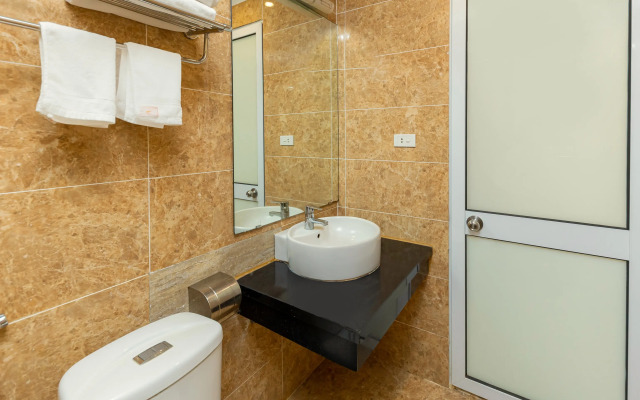 An Hung Hotel by OYO Rooms