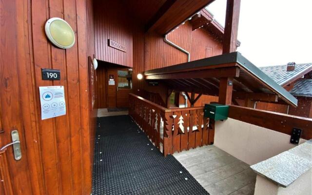 Appartement Les Menuires, 3 pièces, 8 personnes - FR-1-452-90