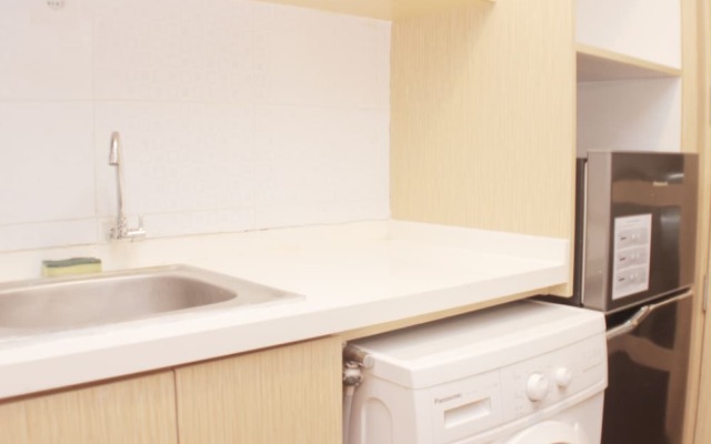 Cozy And Nice Studio At Oasis Cikarang Apartment