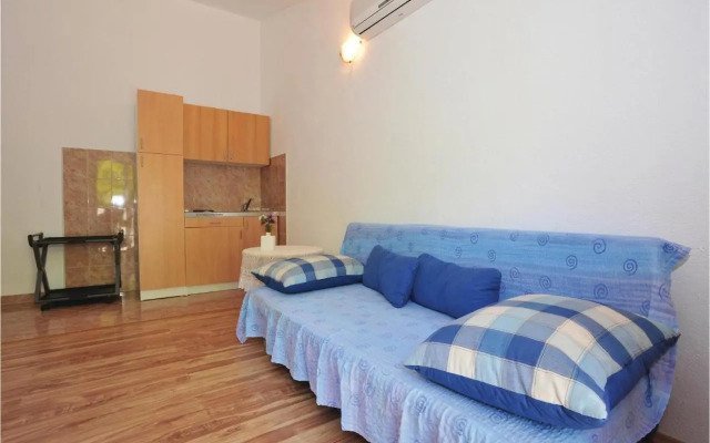 Apartment Vojskovo III