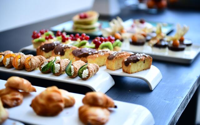 Holiday Inn Nola - Naples Vulcano Buono by IHG