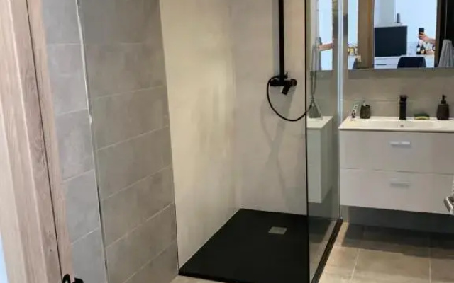 APP Neuf à 3 min de la mer - Terrasse & Parking