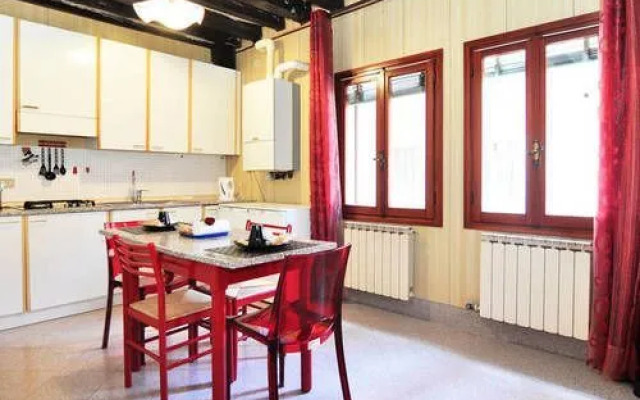 Mario Apartment 1000