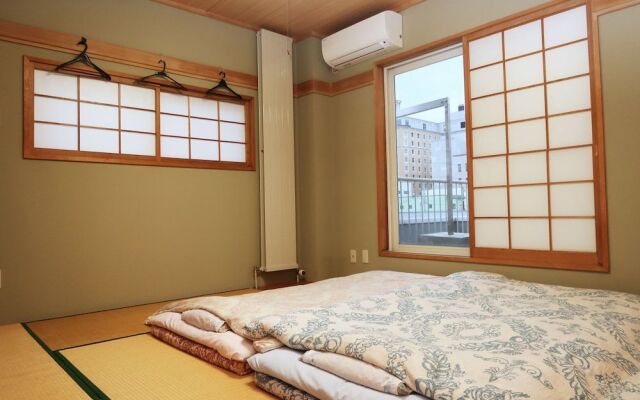 Otaru Ekimae Guest House Ito - Hostel