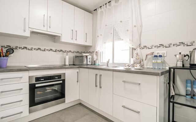 Comfortable Holiday Home in Málaga Near Seabeach