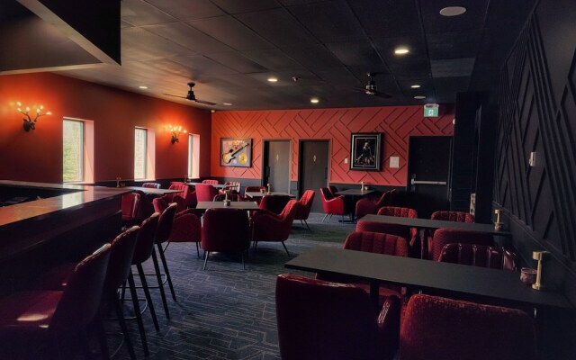 The Hotel at Falcon lake