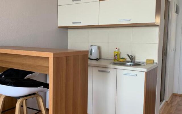 Sunrise Apartments and Studios