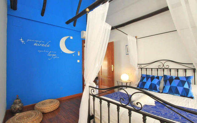 Paseo de los Tristes