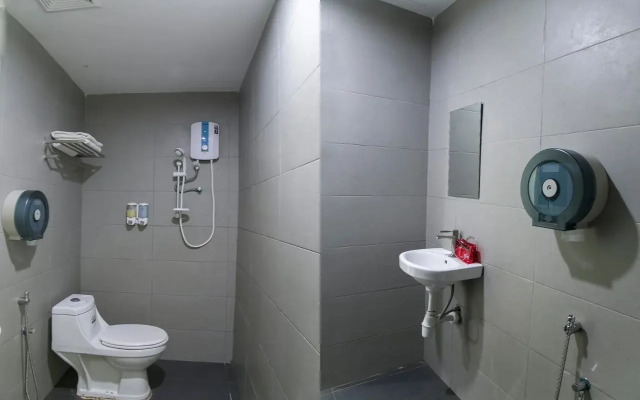 De UPTOWN Hotel @ P.J. 222