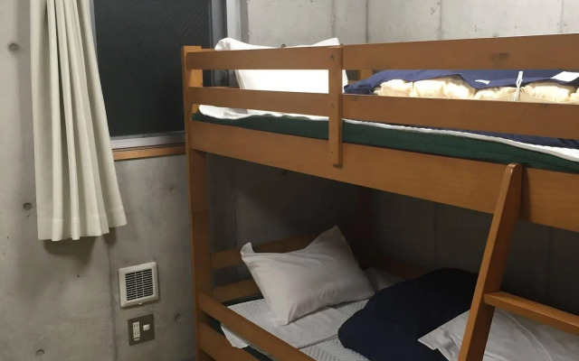 Weekly SHO Hotel Namba